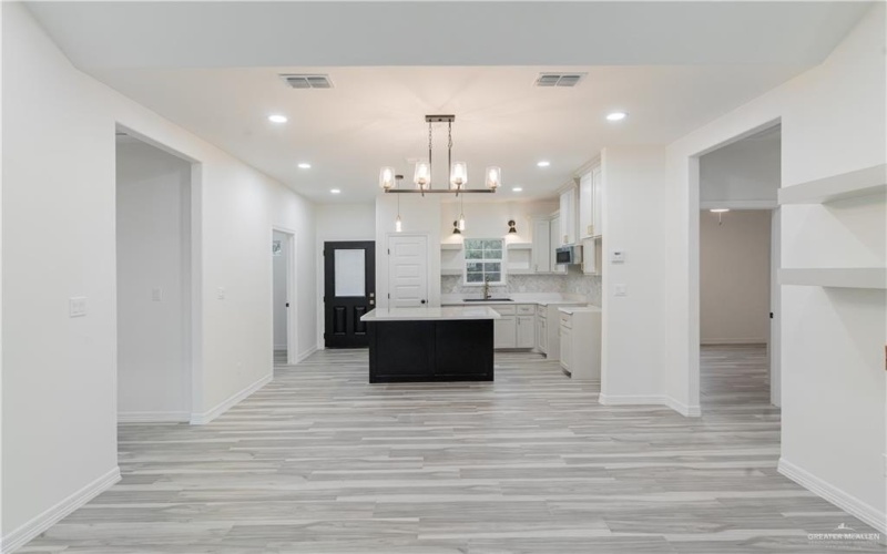 3515 Las Brisas Street, Edinburg, TX 75542, 3 Habitaciones Habitaciones , ,2 BañosBaños,Residential,En Venta,3515 Las Brisas Street,475375