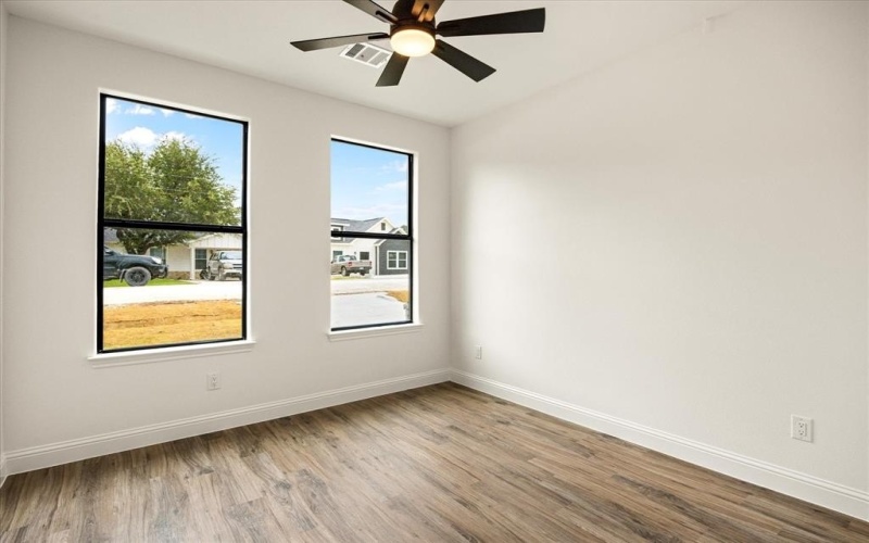 5714 Barkridge Drive, Granbury, TX 76048, 3 Habitaciones Habitaciones , ,2 BañosBaños,Residential,En Venta,5714 Barkridge Drive,20987485