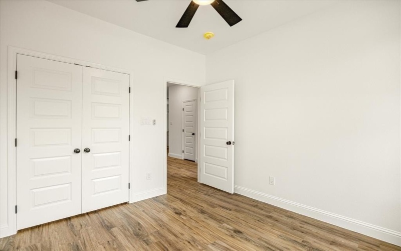5714 Barkridge Drive, Granbury, TX 76048, 3 Habitaciones Habitaciones , ,2 BañosBaños,Residential,En Venta,5714 Barkridge Drive,20987485