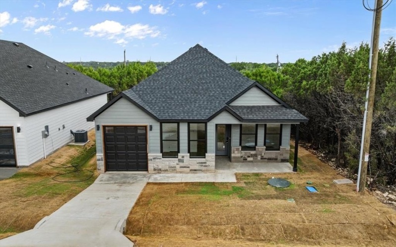 5714 Barkridge Drive, Granbury, TX 76048, 3 Habitaciones Habitaciones , ,2 BañosBaños,Residential,En Venta,5714 Barkridge Drive,20987485