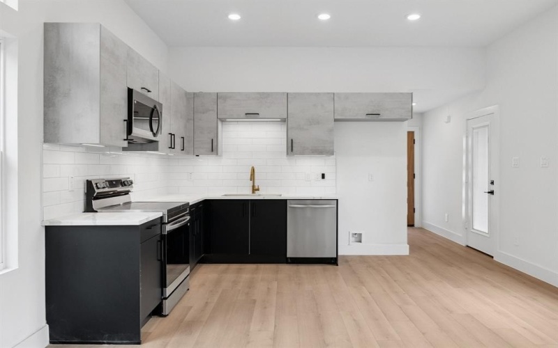 2507 Lowery Street, Dallas, TX 75215, 2 Bedrooms Bedrooms, ,2 BathroomsBathrooms,Residential,For Sale,2507 Lowery Street,20988497