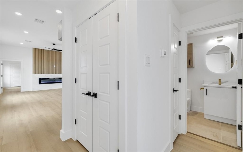 2507 Lowery Street, Dallas, TX 75215, 2 Bedrooms Bedrooms, ,2 BathroomsBathrooms,Residential,For Sale,2507 Lowery Street,20988497