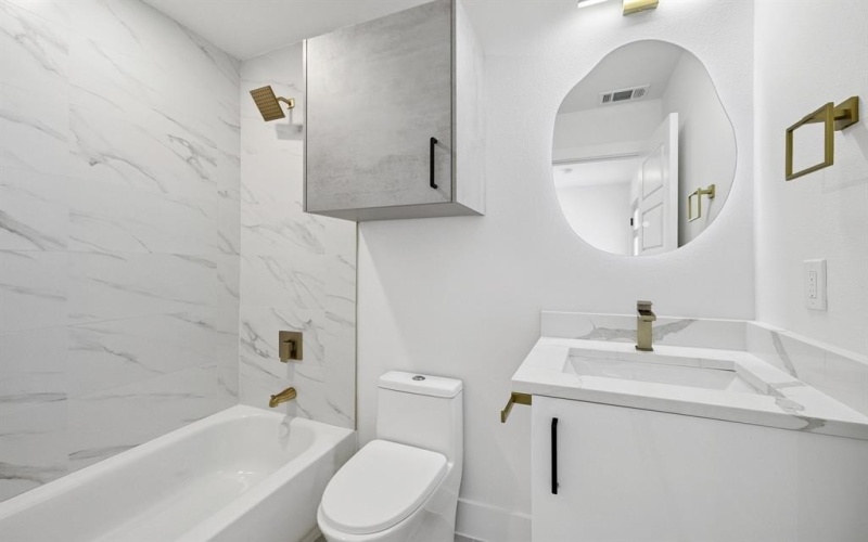 2507 Lowery Street, Dallas, TX 75215, 2 Bedrooms Bedrooms, ,2 BathroomsBathrooms,Residential,For Sale,2507 Lowery Street,20988497