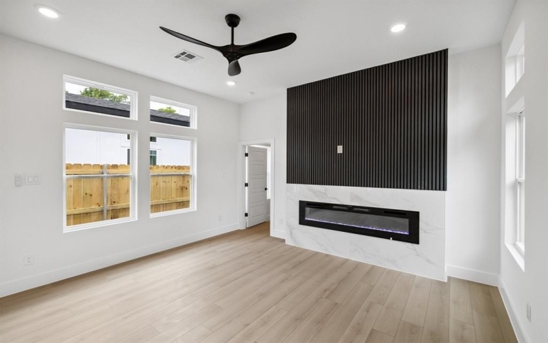 2509 Lowery Street, Dallas, TX 75215, 2 Bedrooms Bedrooms, ,2 BathroomsBathrooms,Residential,For Sale,2509 Lowery Street,20988740