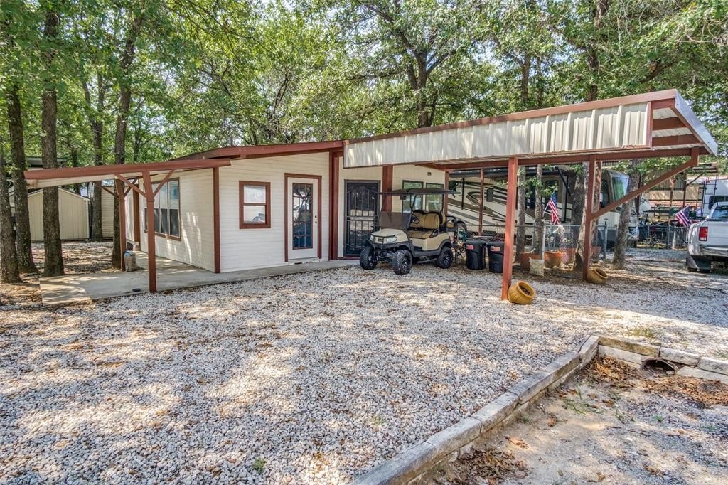 5709 Campfire Lane, Granbury, TX 76049, 1 Bedroom Bedrooms, ,1 BathroomBathrooms,Residential,For Sale,5709 Campfire Lane,20991772