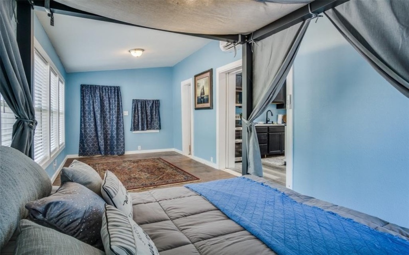 5709 Campfire Lane, Granbury, TX 76049, 1 Bedroom Bedrooms, ,1 BathroomBathrooms,Residential,For Sale,5709 Campfire Lane,20991772