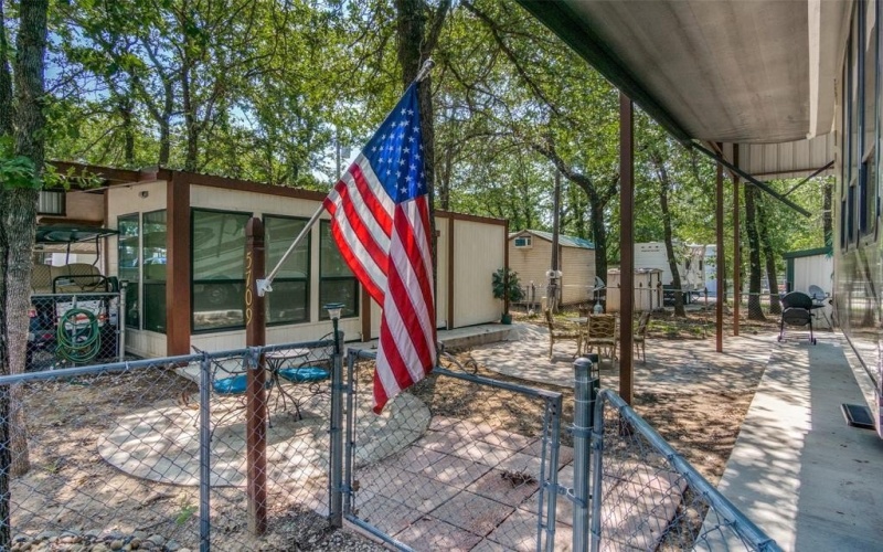 5709 Campfire Lane, Granbury, TX 76049, 1 Bedroom Bedrooms, ,1 BathroomBathrooms,Residential,For Sale,5709 Campfire Lane,20991772