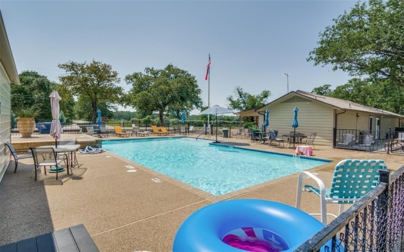 5709 Campfire Lane, Granbury, TX 76049, 1 Bedroom Bedrooms, ,1 BathroomBathrooms,Residential,For Sale,5709 Campfire Lane,20991772