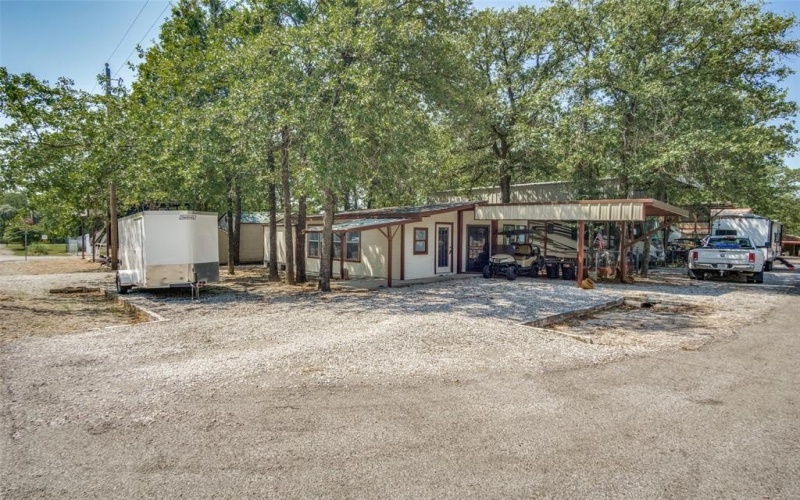 5709 Campfire Lane, Granbury, TX 76049, 1 Bedroom Bedrooms, ,1 BathroomBathrooms,Residential,For Sale,5709 Campfire Lane,20991772