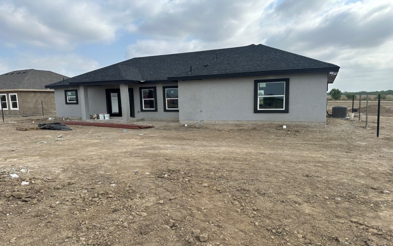 3270 Ethel Dr, Eagle Pass, TX 78852, 4 Bedrooms Bedrooms, ,2 BathroomsBathrooms,Residential,For Sale,3270 Ethel Dr,80960