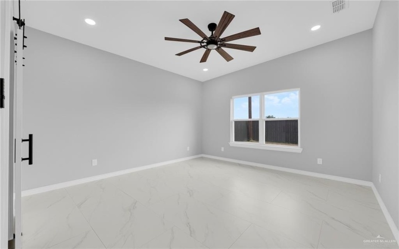 1915 Chandler Circle, Edinburg, TX 78542, 4 Habitaciones Habitaciones , ,2 BañosBaños,Residential,En Venta,1915 Chandler Circle,475396
