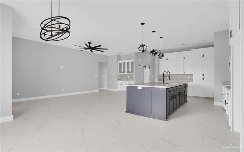 1915 Chandler Circle, Edinburg, TX 78542, 4 Habitaciones Habitaciones , ,2 BañosBaños,Residential,En Venta,1915 Chandler Circle,475396