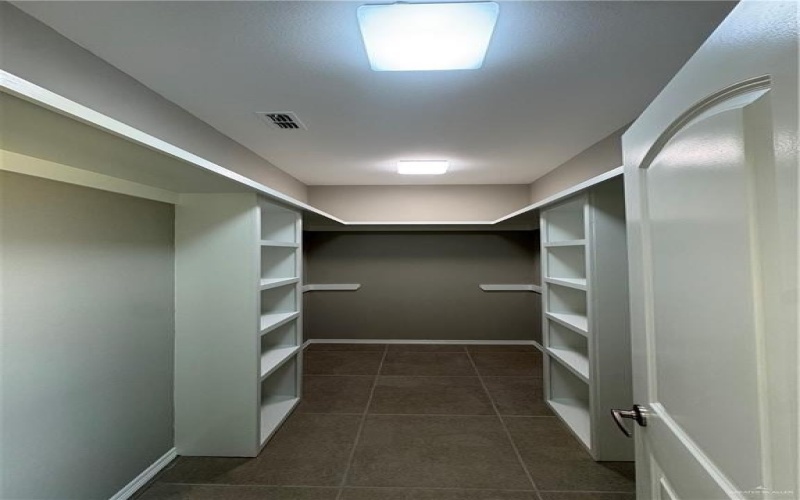 12711 N 37th Lane, McAllen, TX 78504, 3 Habitaciones Habitaciones , ,2 BañosBaños,Residential,En Venta,12711 N 37th Lane,475415