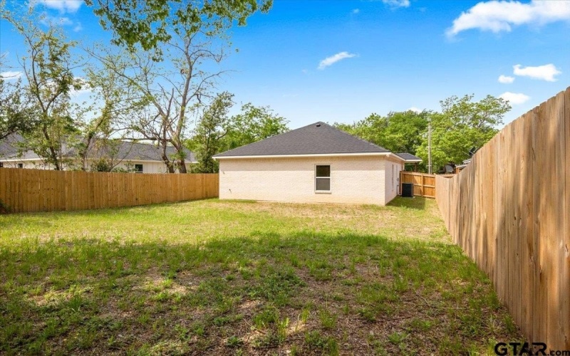 906 S Turner, Tyler, TX 75701, 3 Bedrooms Bedrooms, ,2 BathroomsBathrooms,Residential,For Sale,906 S Turner,25005165