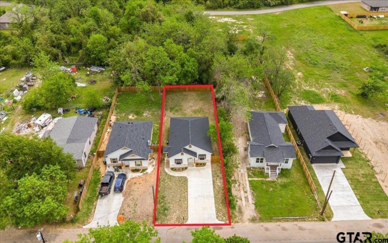 906 S Turner, Tyler, TX 75701, 3 Bedrooms Bedrooms, ,2 BathroomsBathrooms,Residential,For Sale,906 S Turner,25005165