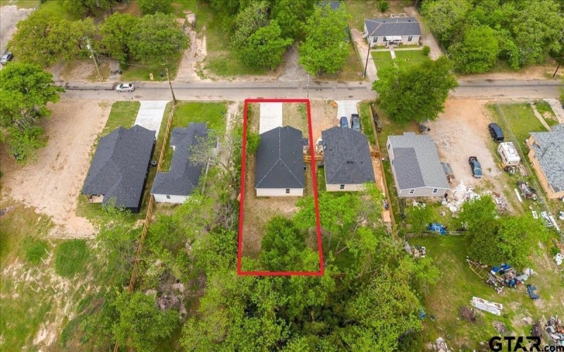 906 S Turner, Tyler, TX 75701, 3 Bedrooms Bedrooms, ,2 BathroomsBathrooms,Residential,For Sale,906 S Turner,25005165