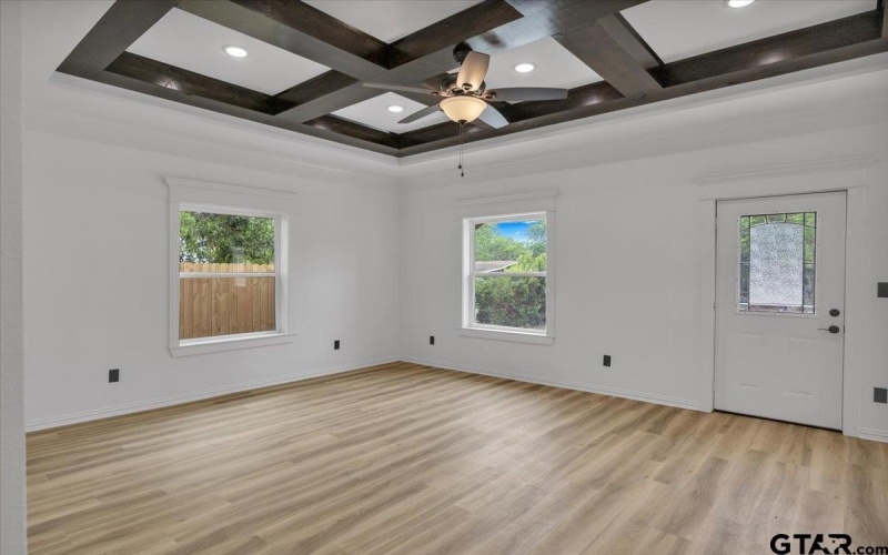 906 S Turner, Tyler, TX 75701, 3 Bedrooms Bedrooms, ,2 BathroomsBathrooms,Residential,For Sale,906 S Turner,25005165