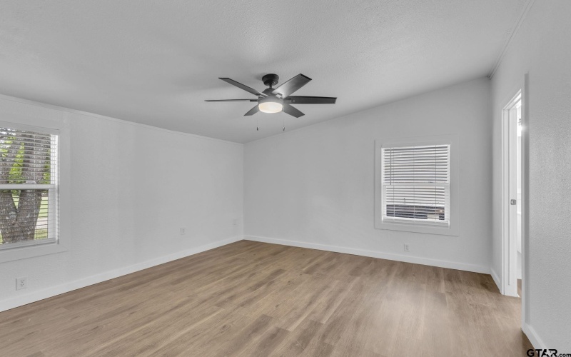 441 N Hill, Tyler, TX 75706, 3 Bedrooms Bedrooms, ,2 BathroomsBathrooms,Residential,For Sale,441 N Hill,25010275