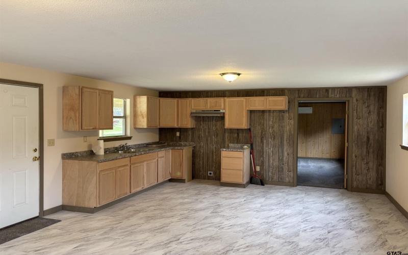 111 Hughes Street, Daingerfield, TX 75638, 1 Bedroom Bedrooms, ,1 BathroomBathrooms,Residential,For Sale,111 Hughes Street,25010284