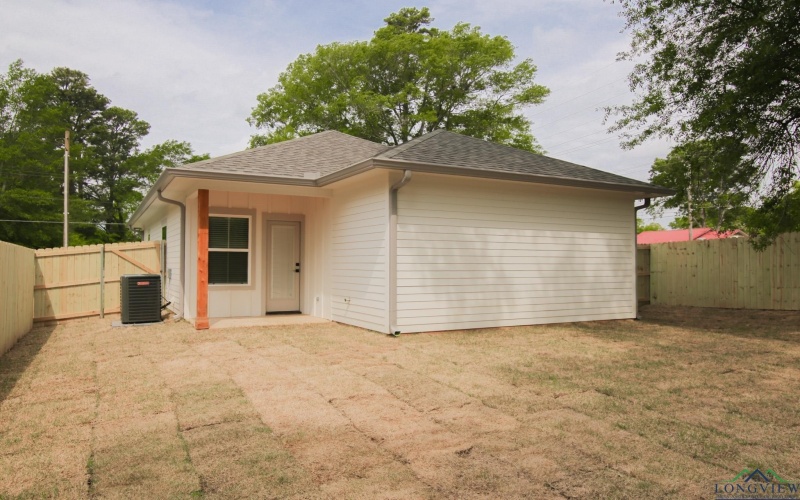 125 Vesta St, Longview, TX 75602, 3 Bedrooms Bedrooms, ,2 BathroomsBathrooms,Residential,For Sale,125 Vesta St,20254692