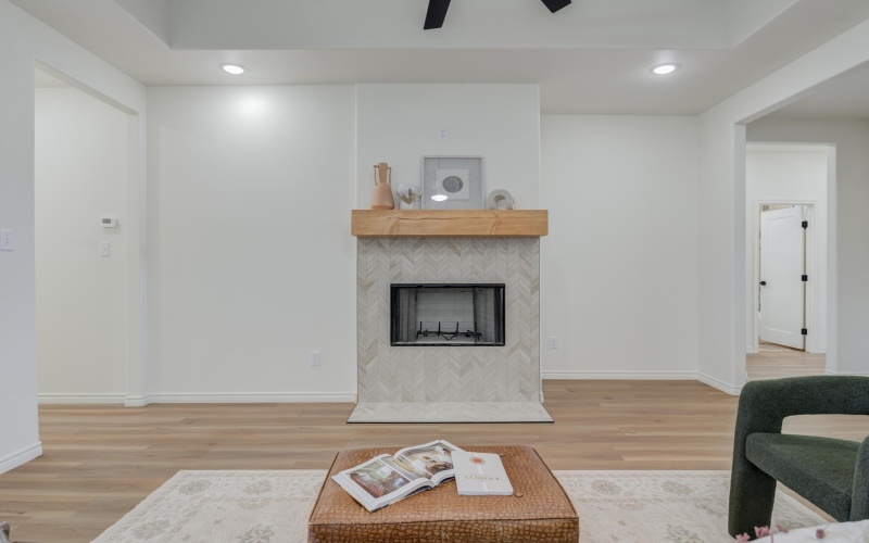 1307 Quincy Avenue, Lubbock, TX 79416, 3 Bedrooms Bedrooms, ,2 BathroomsBathrooms,Residential,For Sale,1307 Quincy Avenue,202557431
