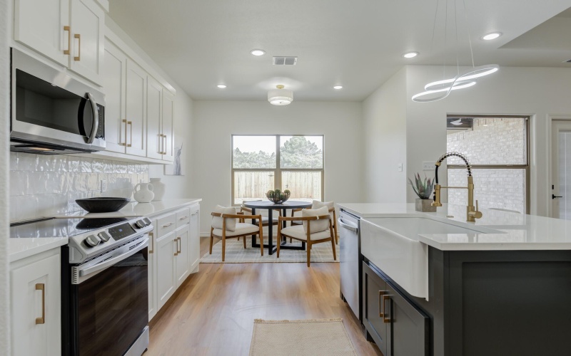 1307 Quincy Avenue, Lubbock, TX 79416, 3 Bedrooms Bedrooms, ,2 BathroomsBathrooms,Residential,For Sale,1307 Quincy Avenue,202557431