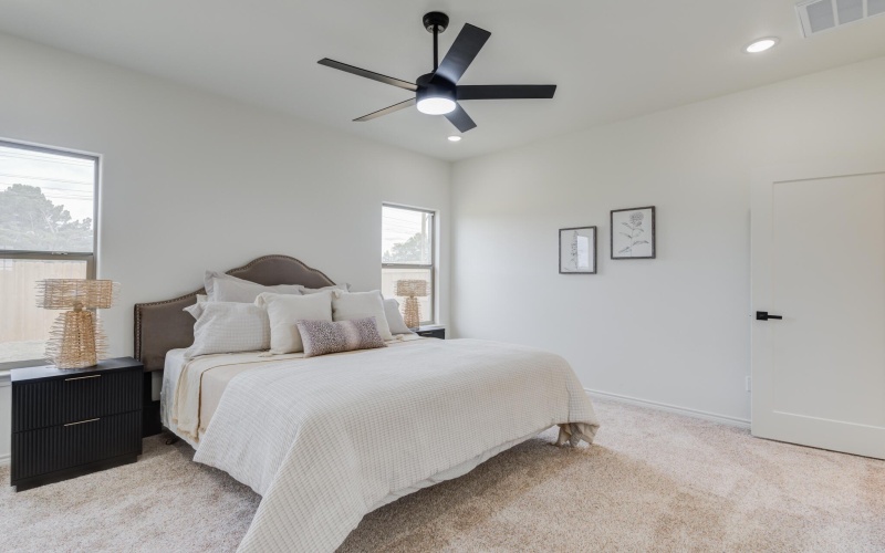 1307 Quincy Avenue, Lubbock, TX 79416, 3 Bedrooms Bedrooms, ,2 BathroomsBathrooms,Residential,For Sale,1307 Quincy Avenue,202557431
