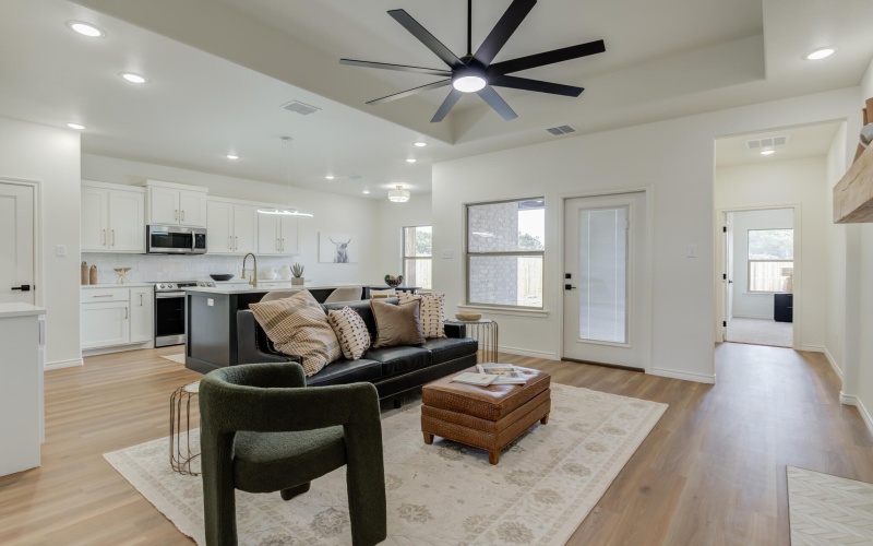 1307 Quincy Avenue, Lubbock, TX 79416, 3 Bedrooms Bedrooms, ,2 BathroomsBathrooms,Residential,For Sale,1307 Quincy Avenue,202557431