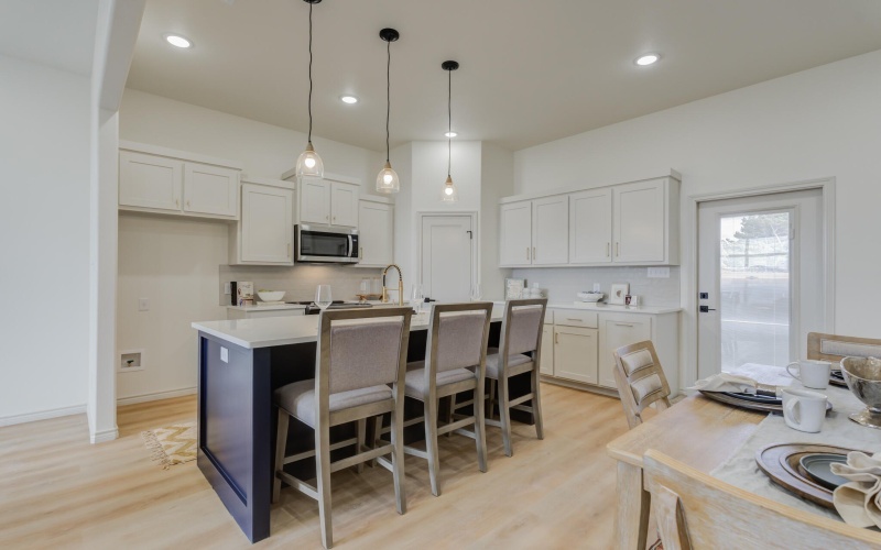 1309 Quincy Avenue, Lubbock, TX 79416, 3 Bedrooms Bedrooms, ,2 BathroomsBathrooms,Residential,For Sale,1309 Quincy Avenue,202557432