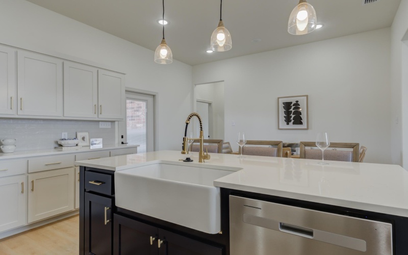 1309 Quincy Avenue, Lubbock, TX 79416, 3 Bedrooms Bedrooms, ,2 BathroomsBathrooms,Residential,For Sale,1309 Quincy Avenue,202557432