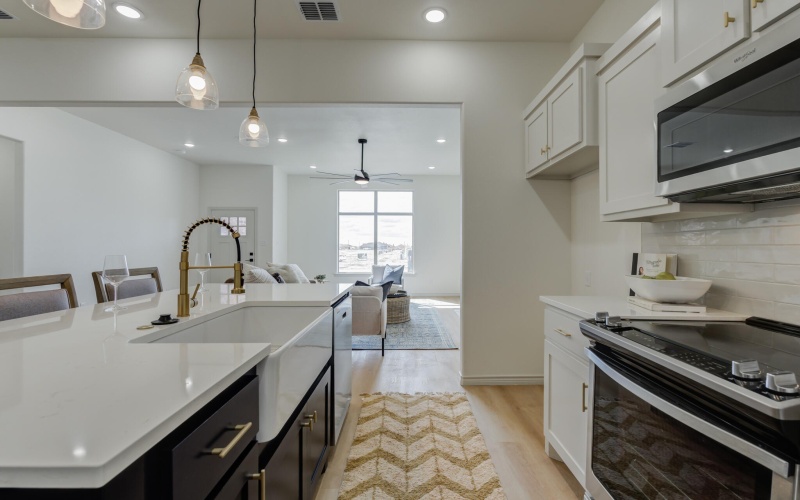 1309 Quincy Avenue, Lubbock, TX 79416, 3 Bedrooms Bedrooms, ,2 BathroomsBathrooms,Residential,For Sale,1309 Quincy Avenue,202557432