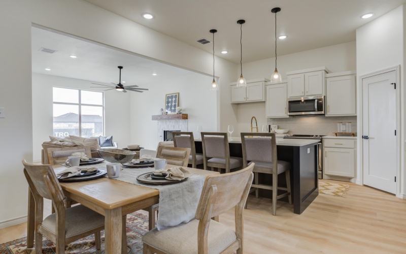 1309 Quincy Avenue, Lubbock, TX 79416, 3 Bedrooms Bedrooms, ,2 BathroomsBathrooms,Residential,For Sale,1309 Quincy Avenue,202557432