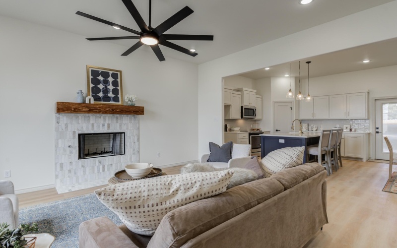 1309 Quincy Avenue, Lubbock, TX 79416, 3 Bedrooms Bedrooms, ,2 BathroomsBathrooms,Residential,For Sale,1309 Quincy Avenue,202557432