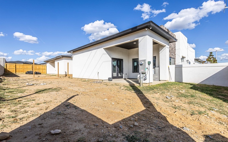 3702 Yoyis St., Laredo, TX 78046, 3 Bedrooms Bedrooms, ,2 BathroomsBathrooms,Residential,For Sale,3702 Yoyis St.,20252924