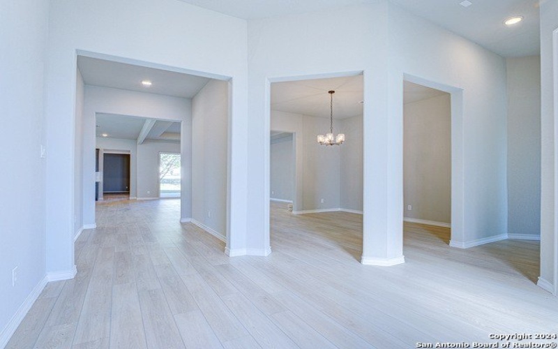 534 Englewood Lane, Castroville, TX 78009, 4 Habitaciones Habitaciones , ,3 BañosBaños,Residential,En Venta,534 Englewood Lane,1755877