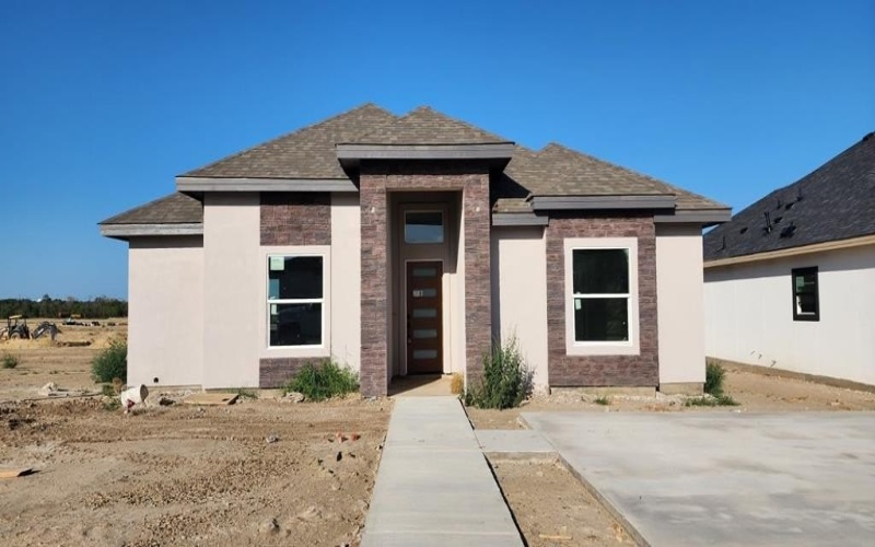 3203 Ethel Drive, Eagle Pass, TX 78852, 3 Bedrooms Bedrooms, ,2 BathroomsBathrooms,Residential,For Sale,3203 Ethel Drive,0,81003