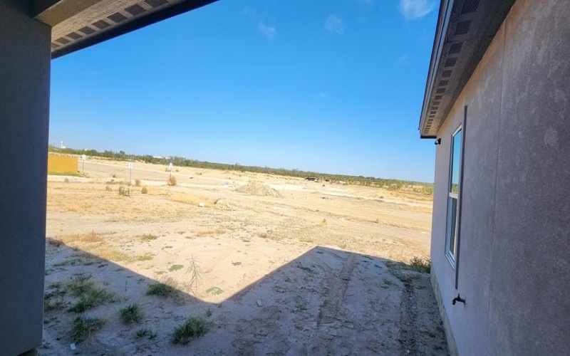 3203 Ethel Drive, Eagle Pass, TX 78852, 3 Bedrooms Bedrooms, ,2 BathroomsBathrooms,Residential,For Sale,3203 Ethel Drive,0,81003