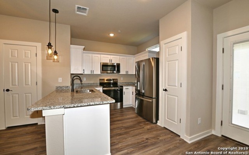 11319 Clearmine, San Antonio, TX 78224, ,8 BathroomsBathrooms,Residential Multi Family,For Sale,11319 Clearmine,1881827