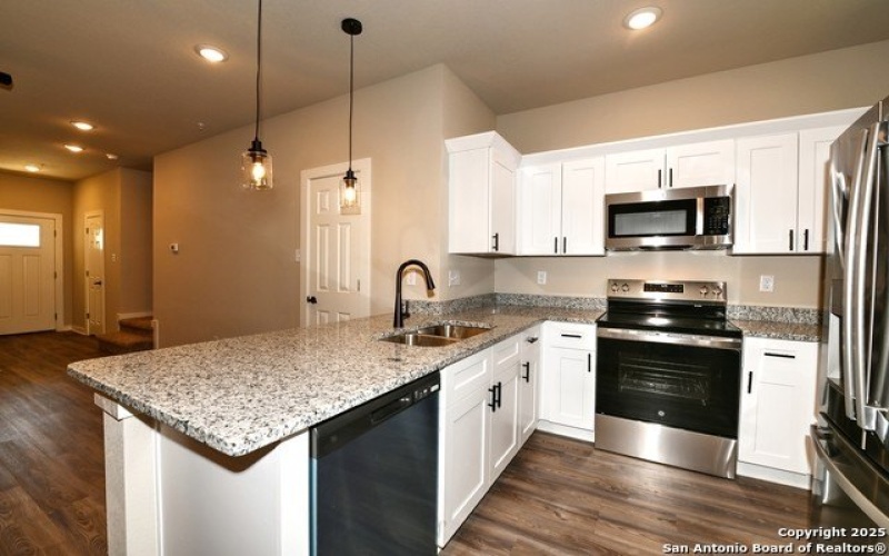 11319 Clearmine, San Antonio, TX 78224, ,8 BathroomsBathrooms,Residential Multi Family,For Sale,11319 Clearmine,1881827