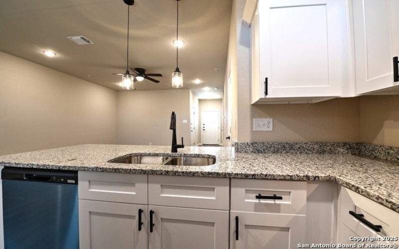 11319 Clearmine, San Antonio, TX 78224, ,8 BathroomsBathrooms,Residential Multi Family,For Sale,11319 Clearmine,1881827