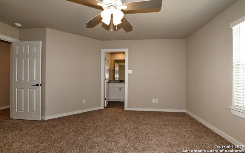 11319 Clearmine, San Antonio, TX 78224, ,8 BathroomsBathrooms,Residential Multi Family,For Sale,11319 Clearmine,1881827