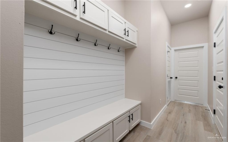 330 Alazan Lane, Alamo, TX 78516, 3 Bedrooms Bedrooms, ,2 BathroomsBathrooms,Residential,For Sale,330 Alazan Lane,475337