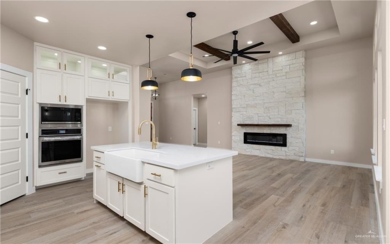 330 Alazan Lane, Alamo, TX 78516, 3 Bedrooms Bedrooms, ,2 BathroomsBathrooms,Residential,For Sale,330 Alazan Lane,475337
