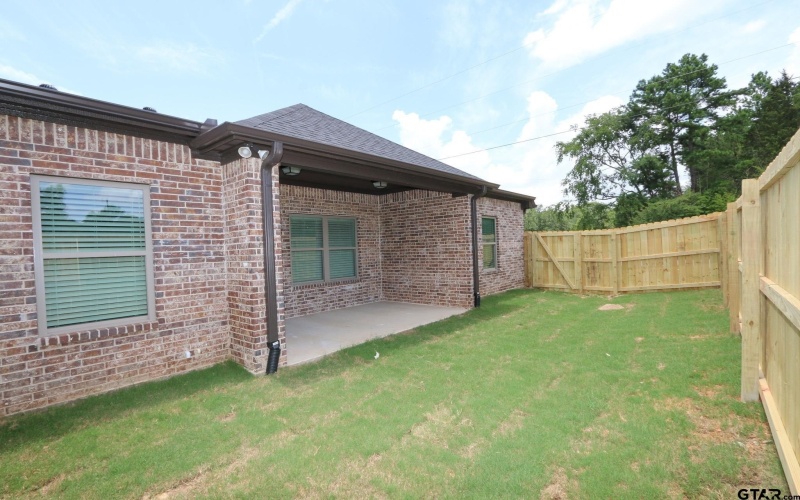 10243 CR 135, Flint, TX 75762, ,2 BathroomsBathrooms,Residential Multi Family,For Sale,10243 CR 135,25010322