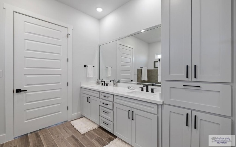 3518 TREASURE HILLS BLVD., HARLINGEN, TX 78550, 4 Bedrooms Bedrooms, ,2 BathroomsBathrooms,Residential,For Sale,3518 TREASURE HILLS BLVD.,29766616