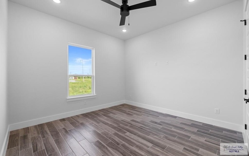 3518 TREASURE HILLS BLVD., HARLINGEN, TX 78550, 4 Bedrooms Bedrooms, ,2 BathroomsBathrooms,Residential,For Sale,3518 TREASURE HILLS BLVD.,29766616