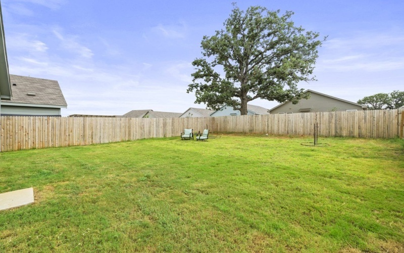 108 Ciarans Crossing, Fredericksburg, TX 78624, 3 Habitaciones Habitaciones , ,2 BañosBaños,Residential,En Venta,108 Ciarans Crossing,119771