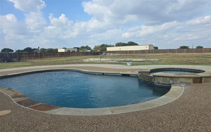 150 Fire Wheel Drive, Waxahachie, TX 75167, 6 Habitaciones Habitaciones , ,3 BañosBaños,Residential,En Venta,150 Fire Wheel Drive,20803317