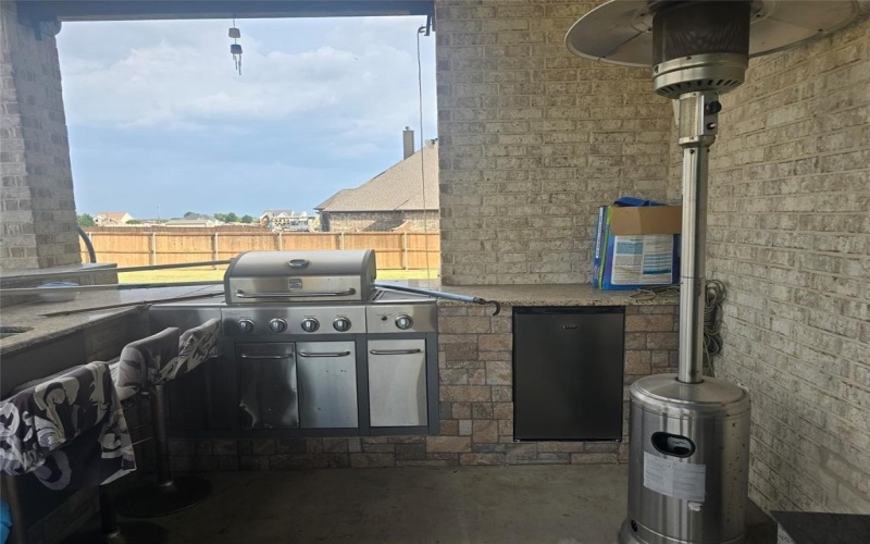 150 Fire Wheel Drive, Waxahachie, TX 75167, 6 Habitaciones Habitaciones , ,3 BañosBaños,Residential,En Venta,150 Fire Wheel Drive,20803317