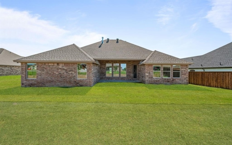 11609 Birman Court, Godley, TX 76044, 4 Bedrooms Bedrooms, ,2 BathroomsBathrooms,Residential,For Sale,11609 Birman Court,20992084